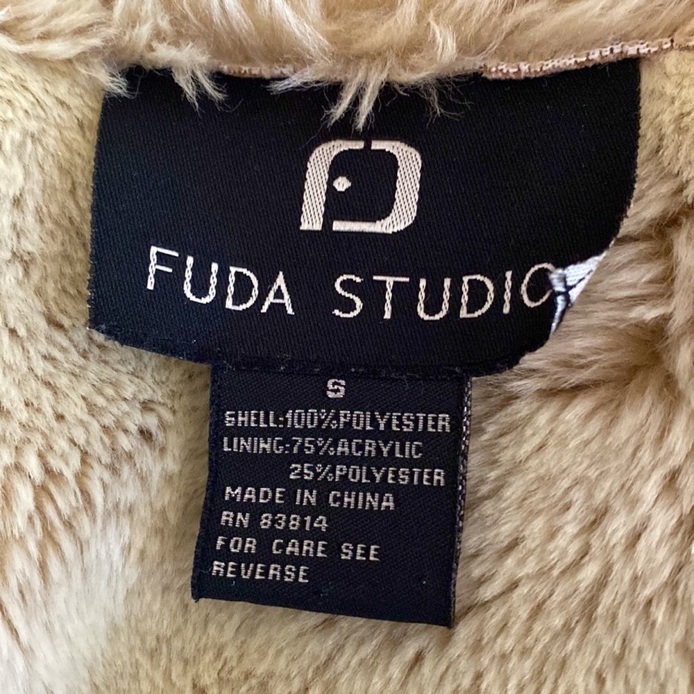 FUDA STUDIO Winter Jacket  - Picture 5 of 7